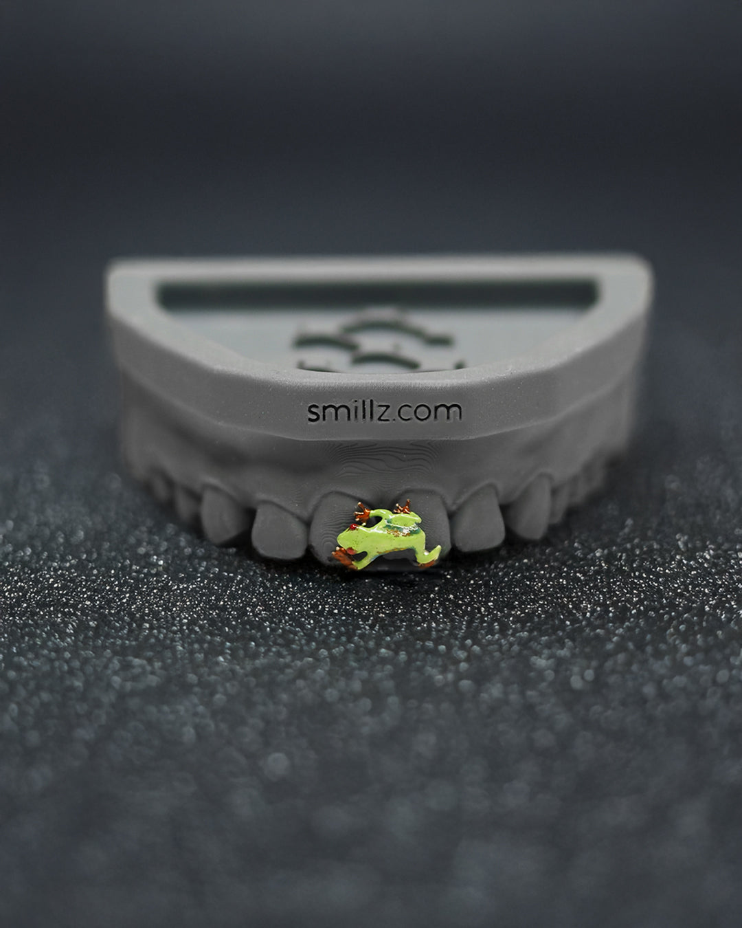 Smillz Signature Series - "Red Eye Tree Frog,,