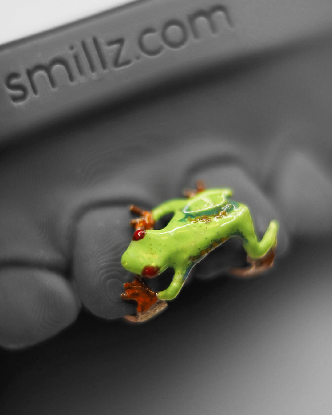 Smillz Signature Series - "Red Eye Tree Frog,,