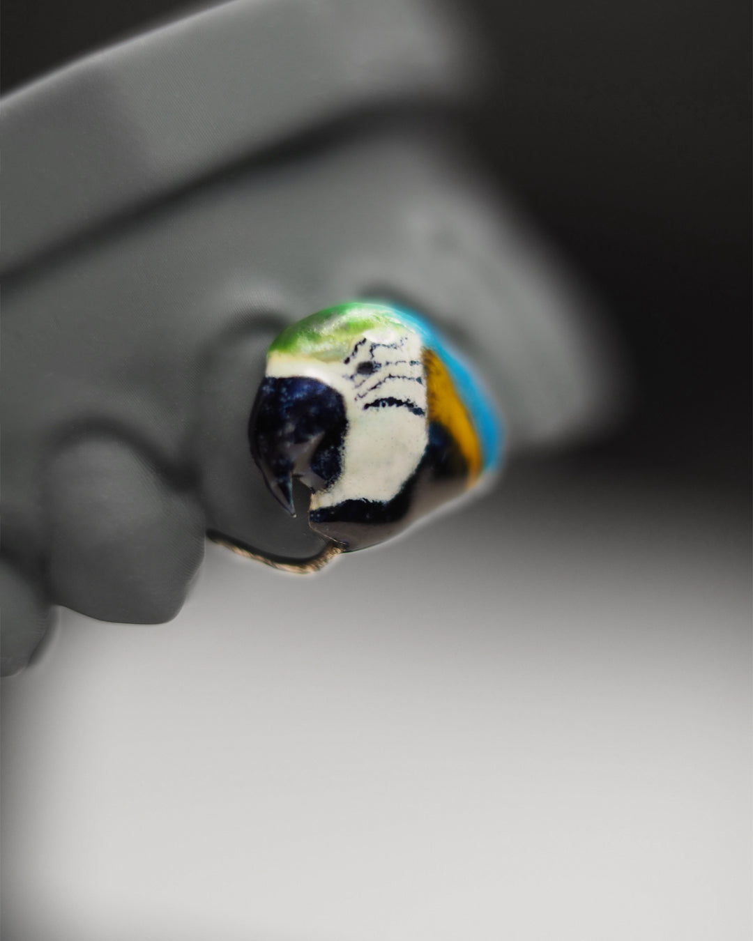 Smillz Signature Series - "Macaw Parrot,,